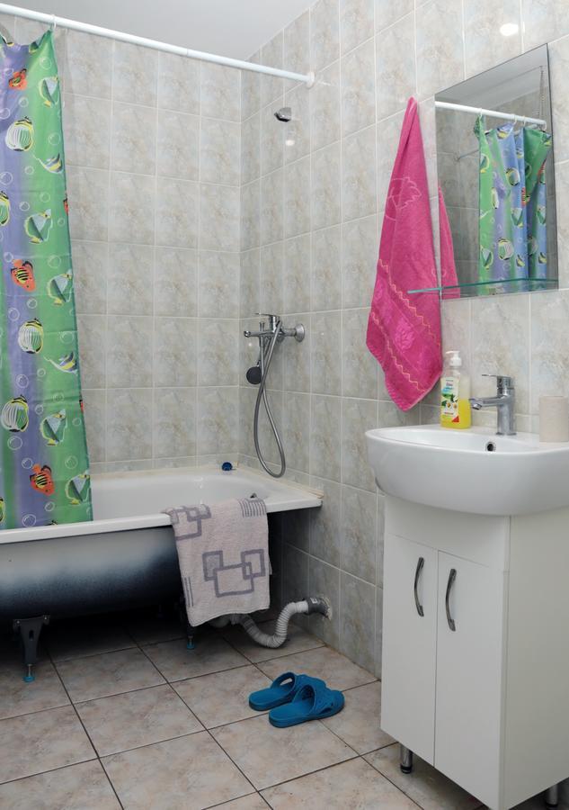Hostel Raduga Κίεβο Εξωτερικό φωτογραφία
